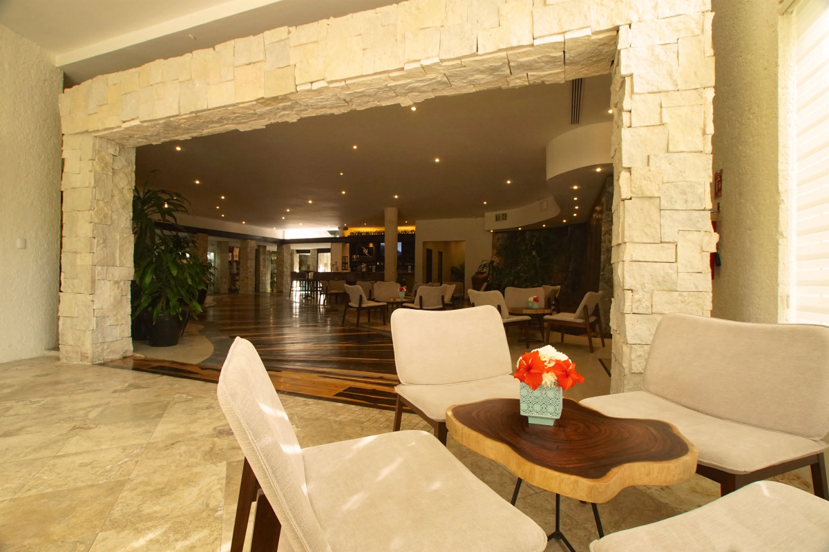 The Reef Playacar Beach Resort & Spa