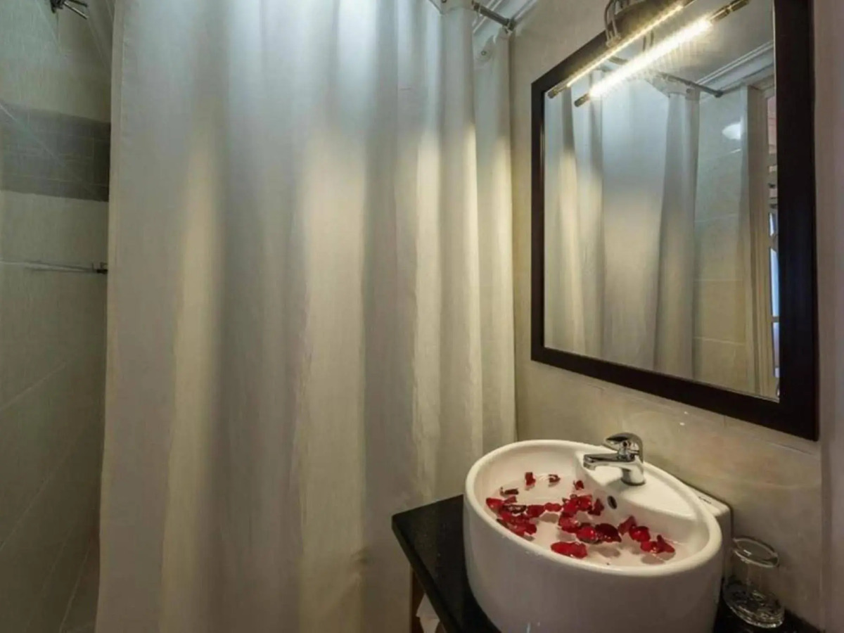 SaiGon Odyssey Hotel - The Art