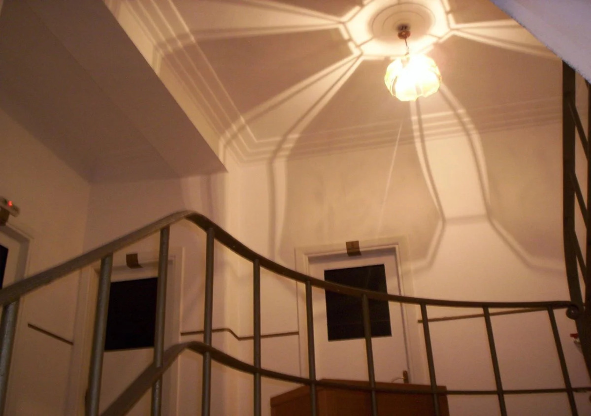 The New Yorkers Hotel