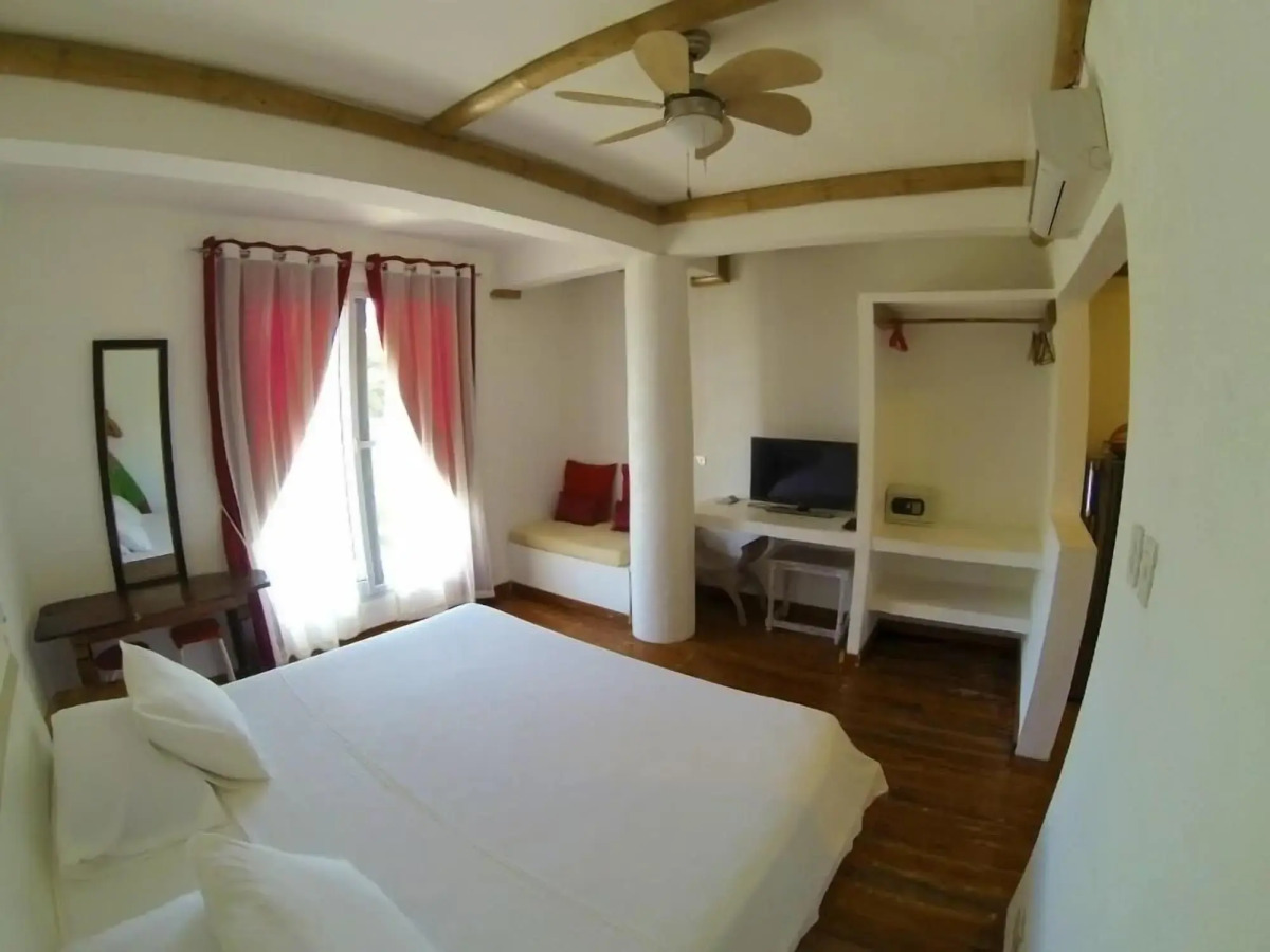 Lanterna Hotel Boracay