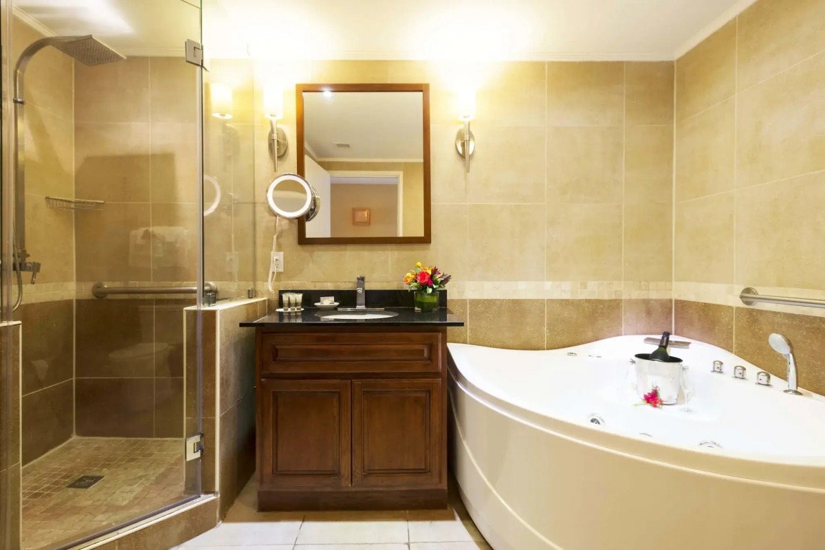 Divi Aruba Phoenix Beach Resort