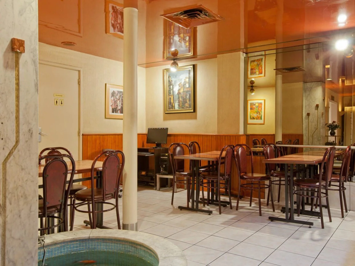 Hoy Paris - Home of YOGA