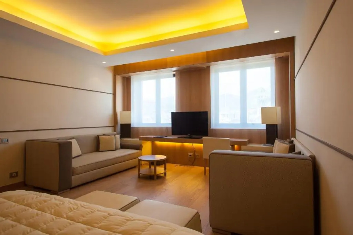 MarinaPlace Resort & Spa