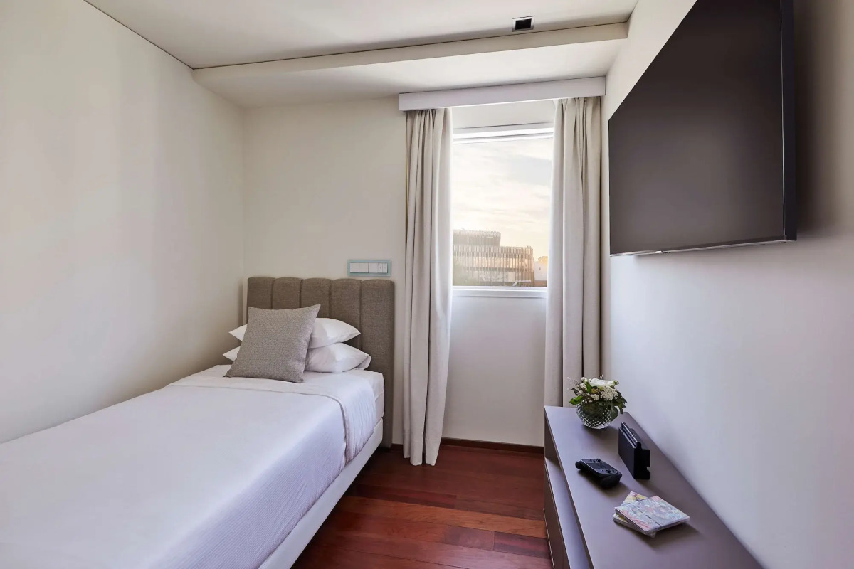 Hyatt Regency Madrid Residences