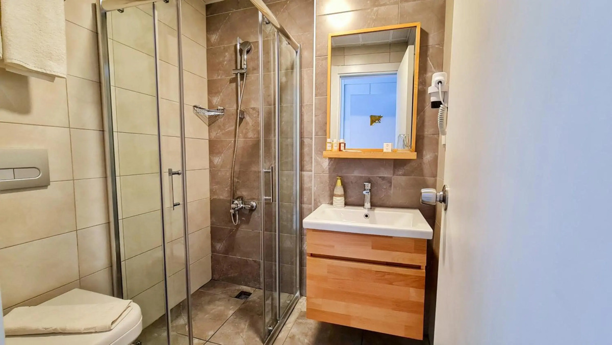 Letstay Hotel - Adults Only