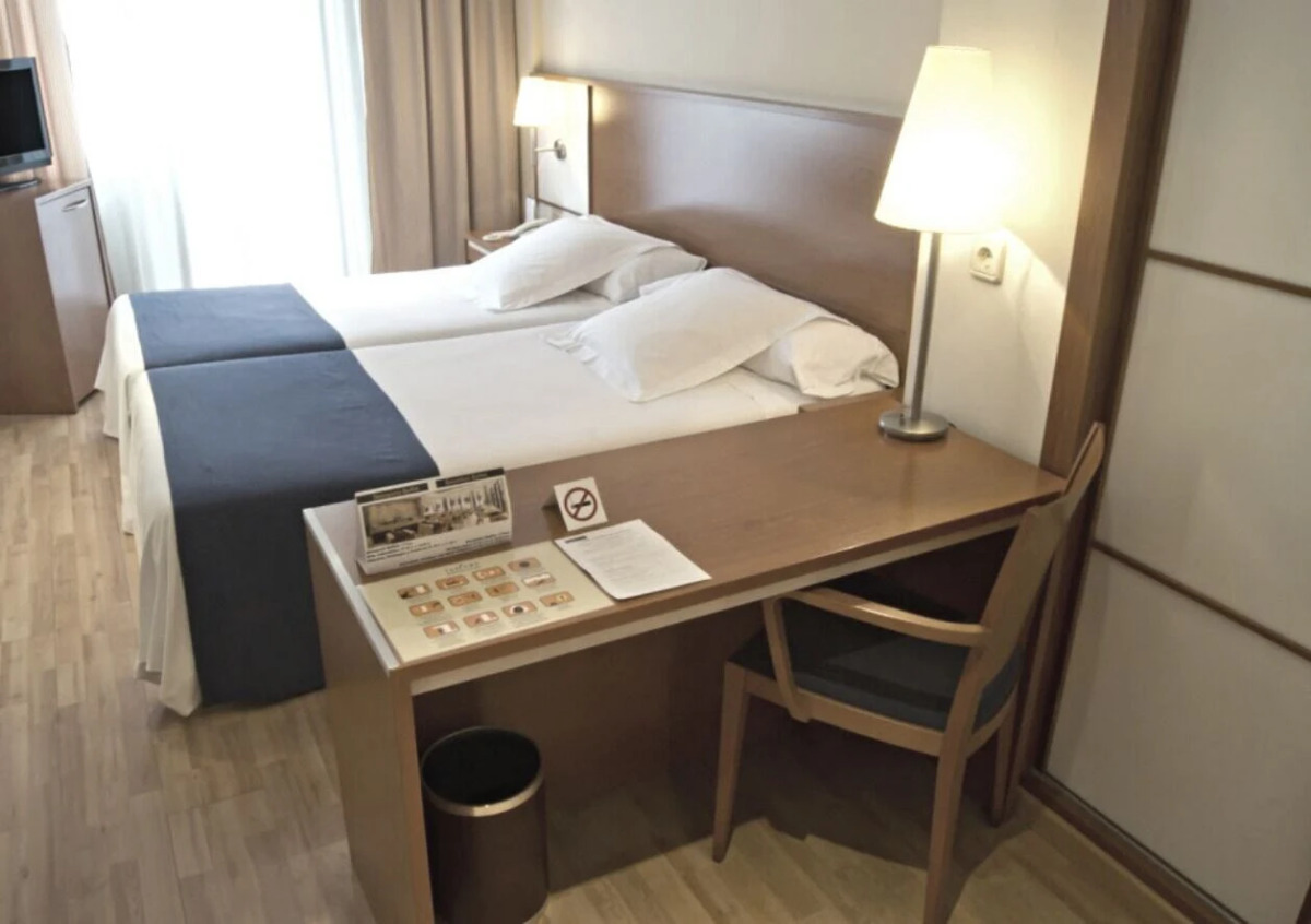 Отель RH Sorolla Centro