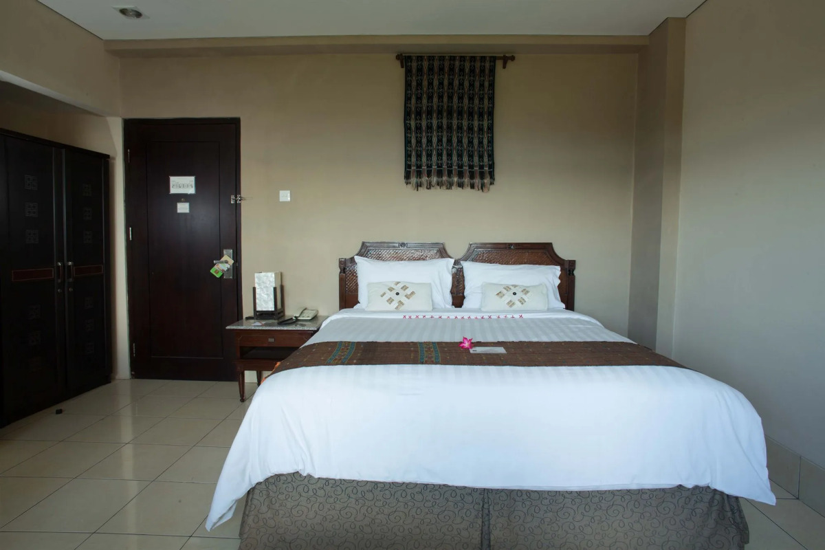 The Jayakarta Suite Komodo Flores