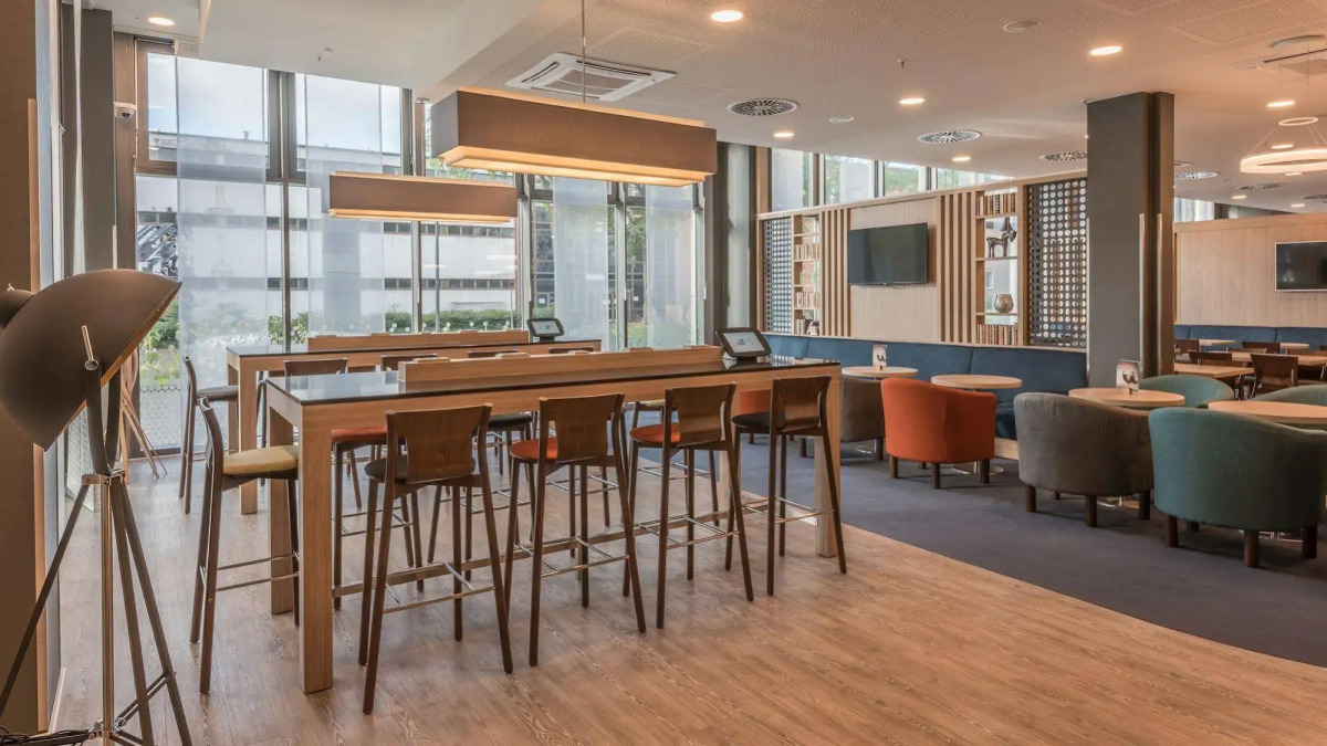 Premier Inn Cologne City Sud Hotel