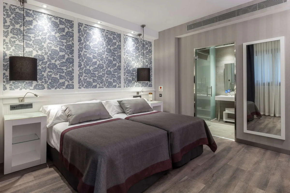 Catalonia Excelsior Hotel