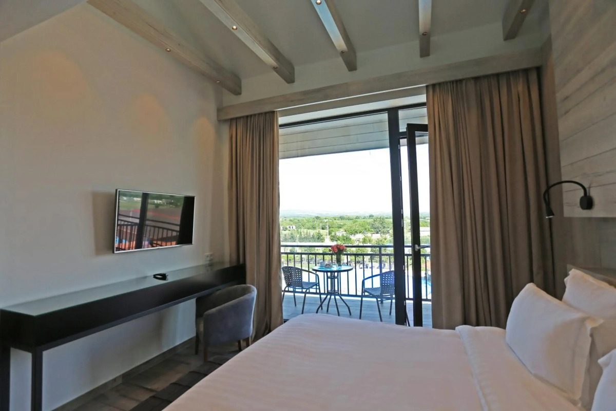 Ambassadori Kachreti Hotel & Golf Resort