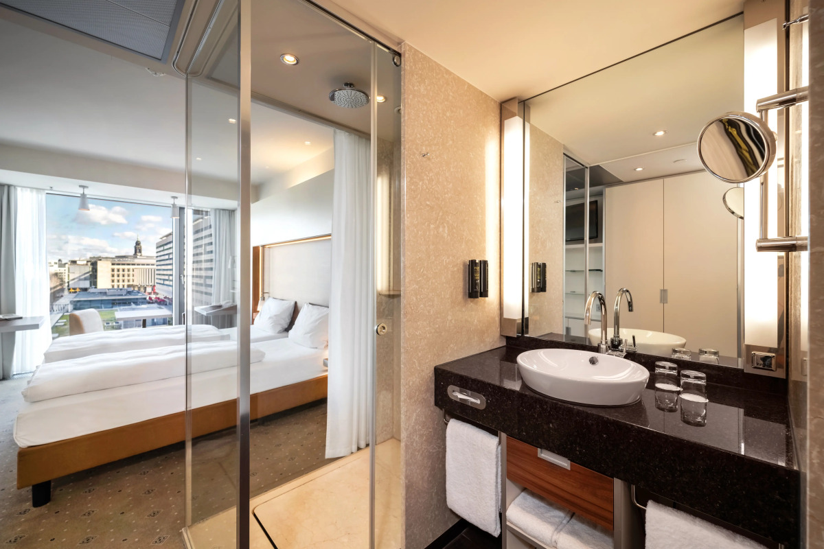 Occidental Dresden Newa