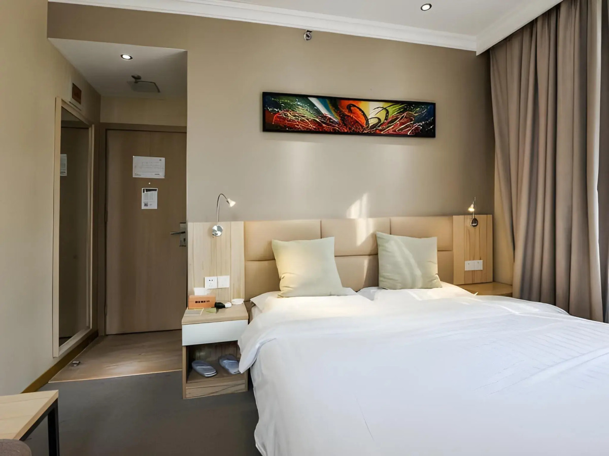 Fish Inn East Nanjing Road