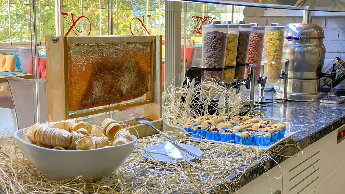 Best Western Plus Khan Hotel