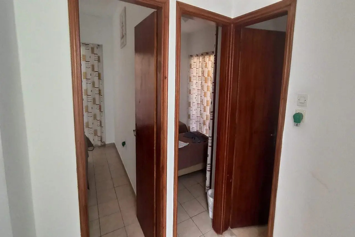 Coliseum Studios & Apartments