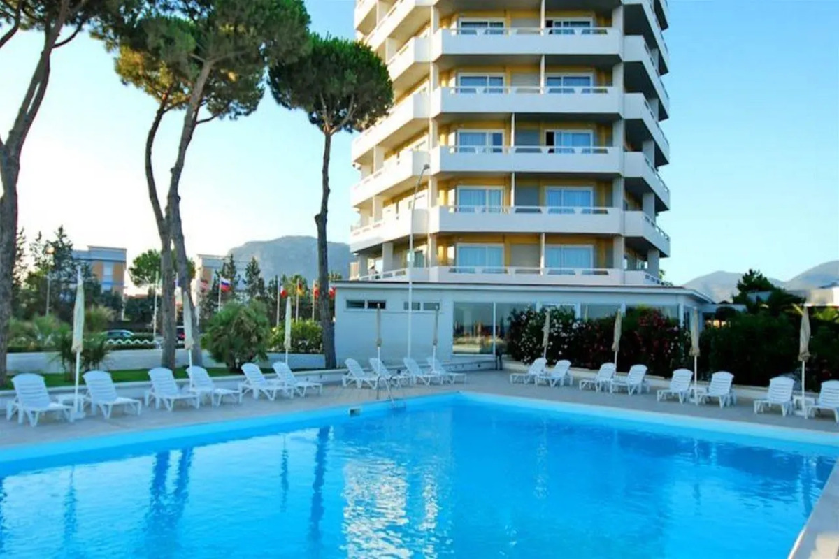 Hotel Torre Del Sole