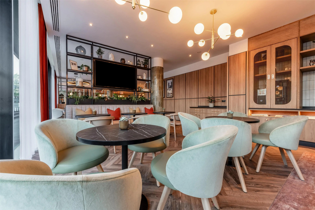 Radisson Hotel Manchester City Centre, A Verified Net Zero Hotel