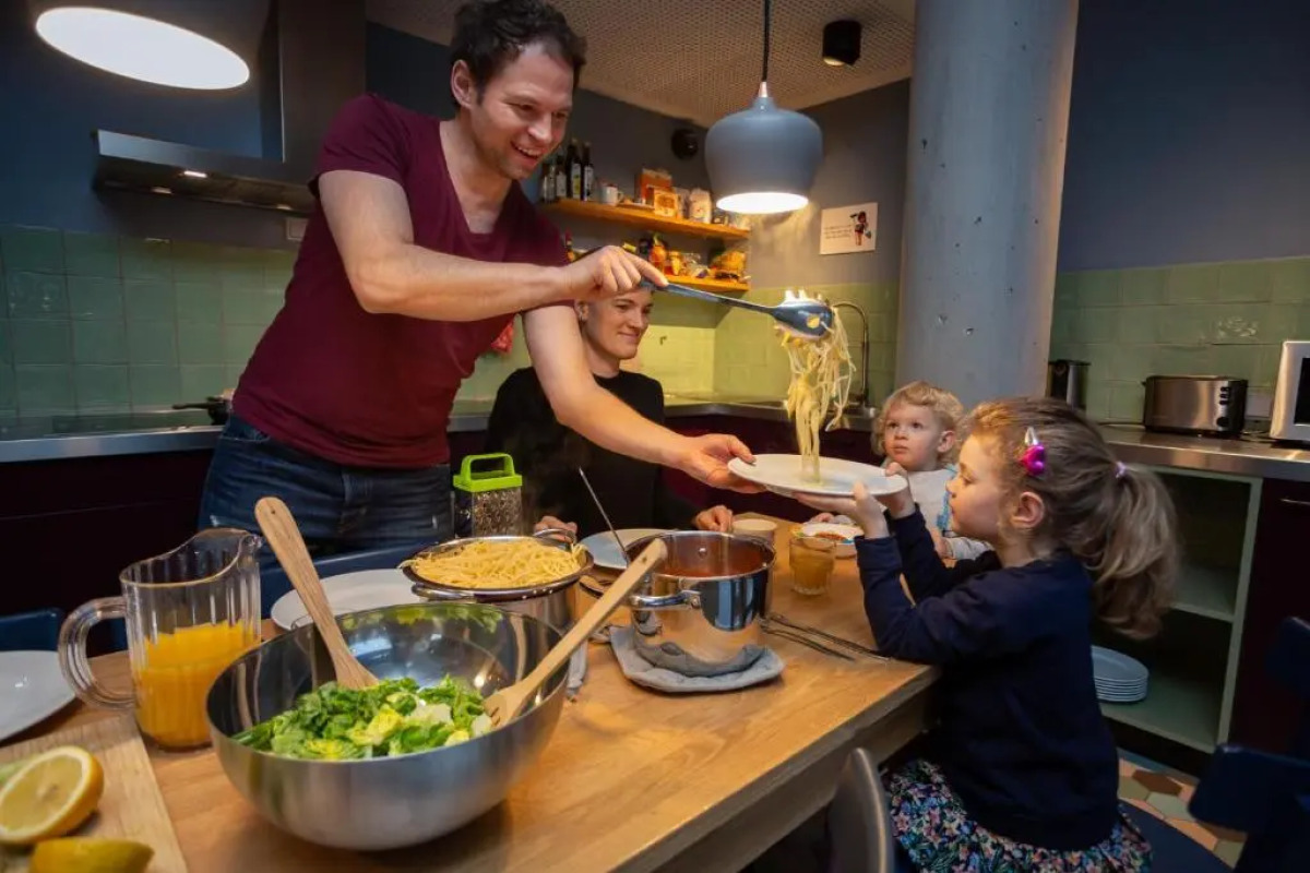 Schulz Hotel Berlin Wall at the East Side Gallery