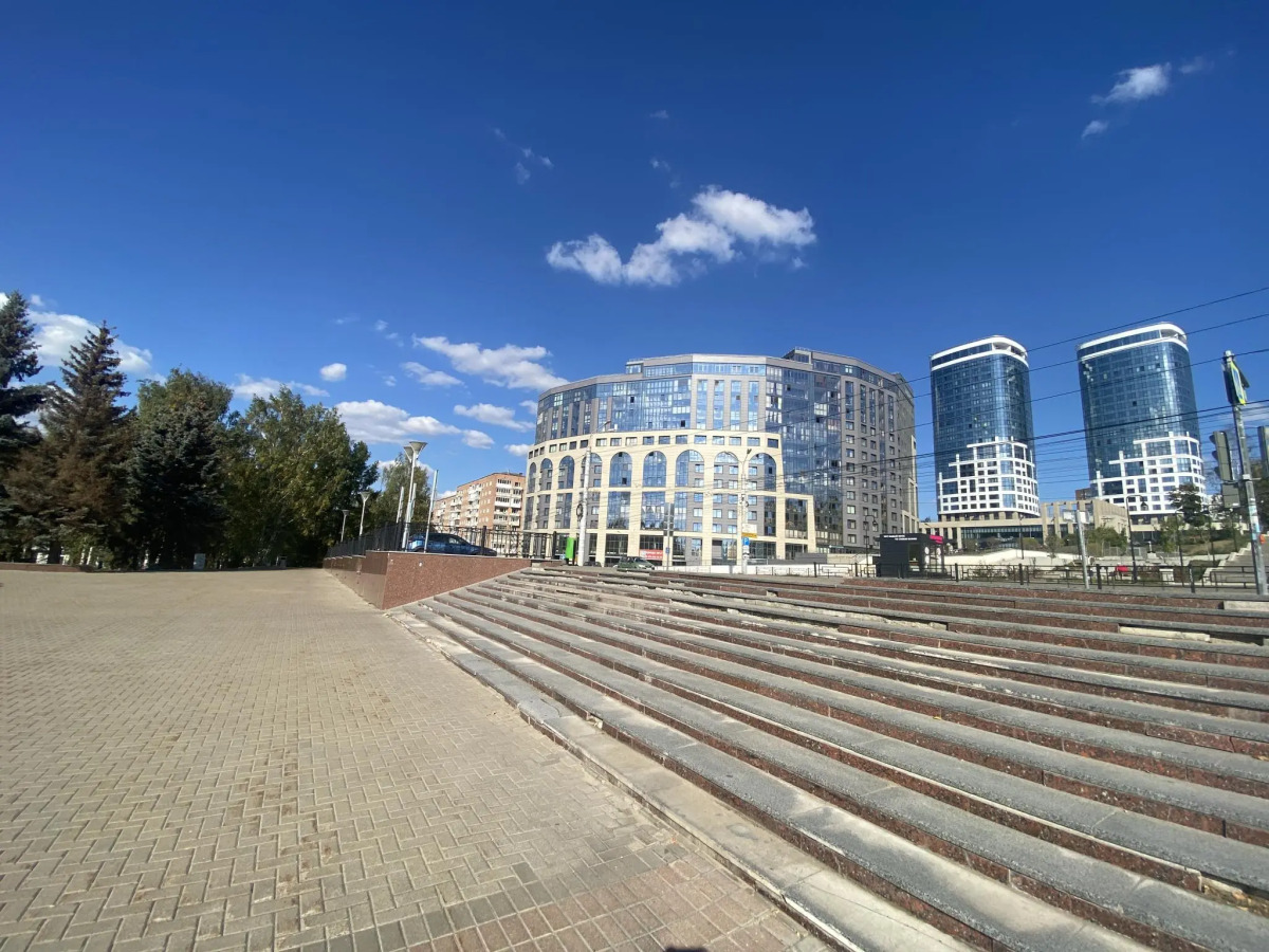 4 Ugla (Четыре угла) на Максима Горького 150