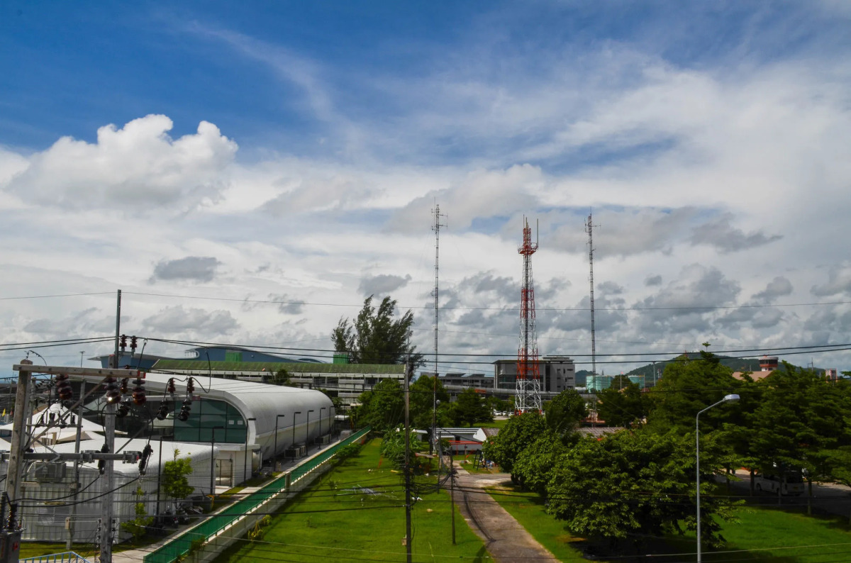 S2 Airport Residence