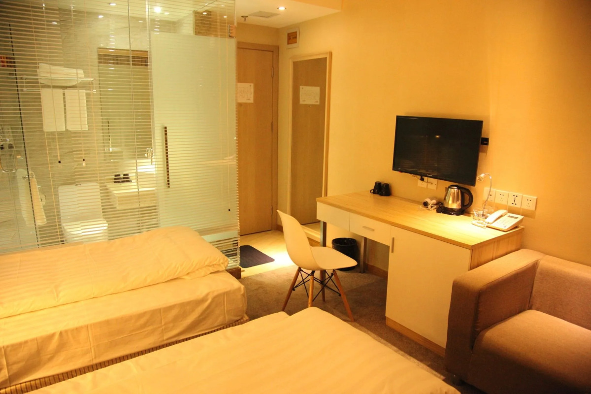 Fish Inn East Nanjing Road