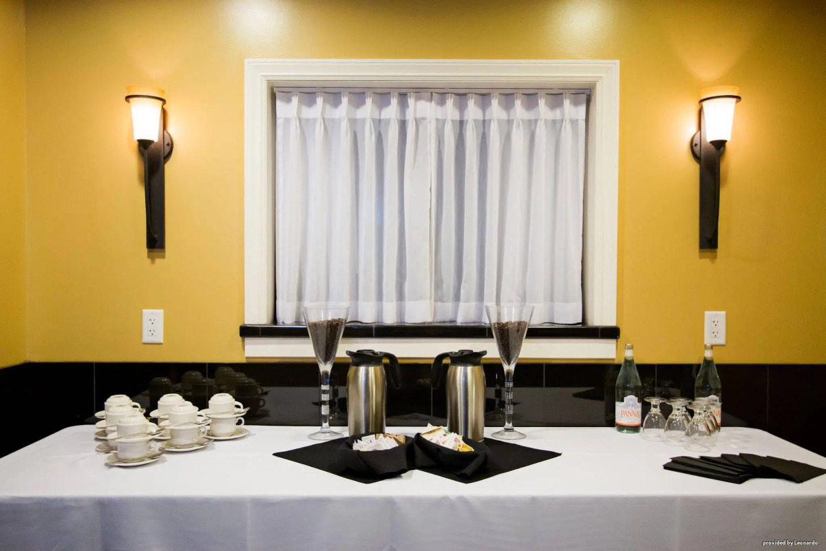 Best Western Plus Columbia River Hotel