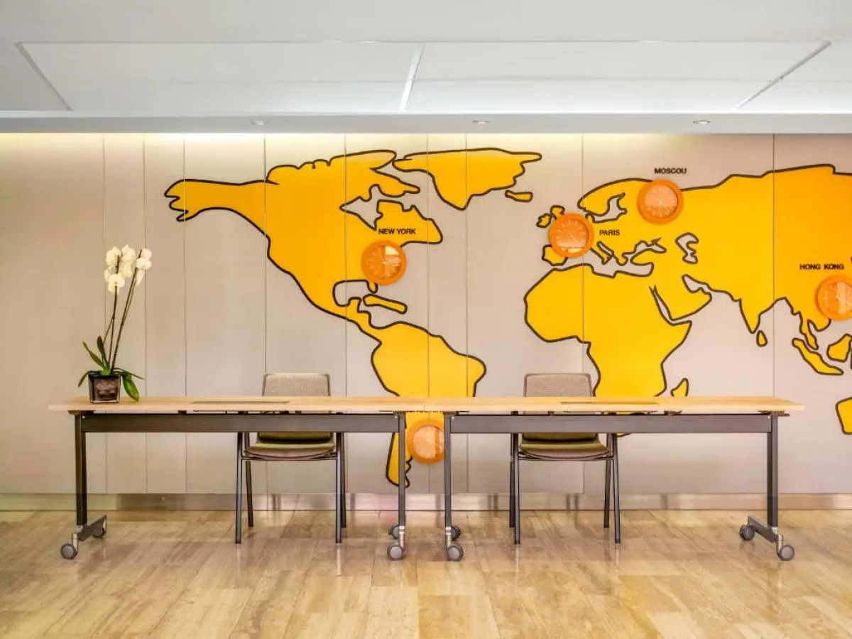 Отель Mercure Paris Centre Tour Eiffel 