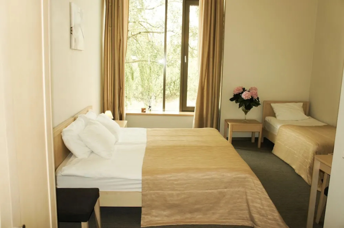 Zaliasis Slenis — отель с самостоятельным заездом