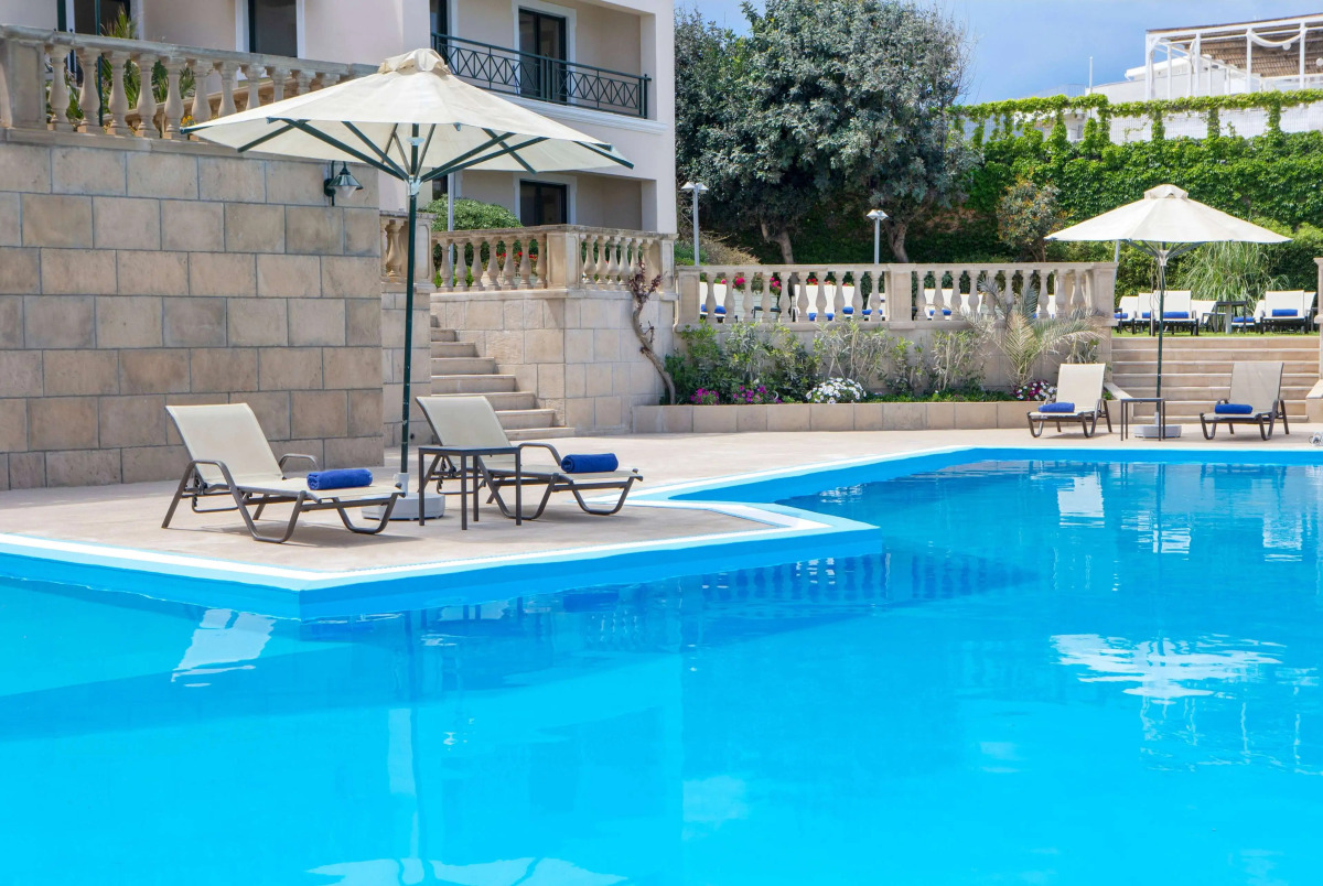 Отель Ramada by Wyndham, Athens Club Attica Riviera