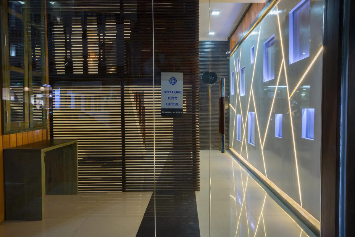 Ceyloni City Hotel