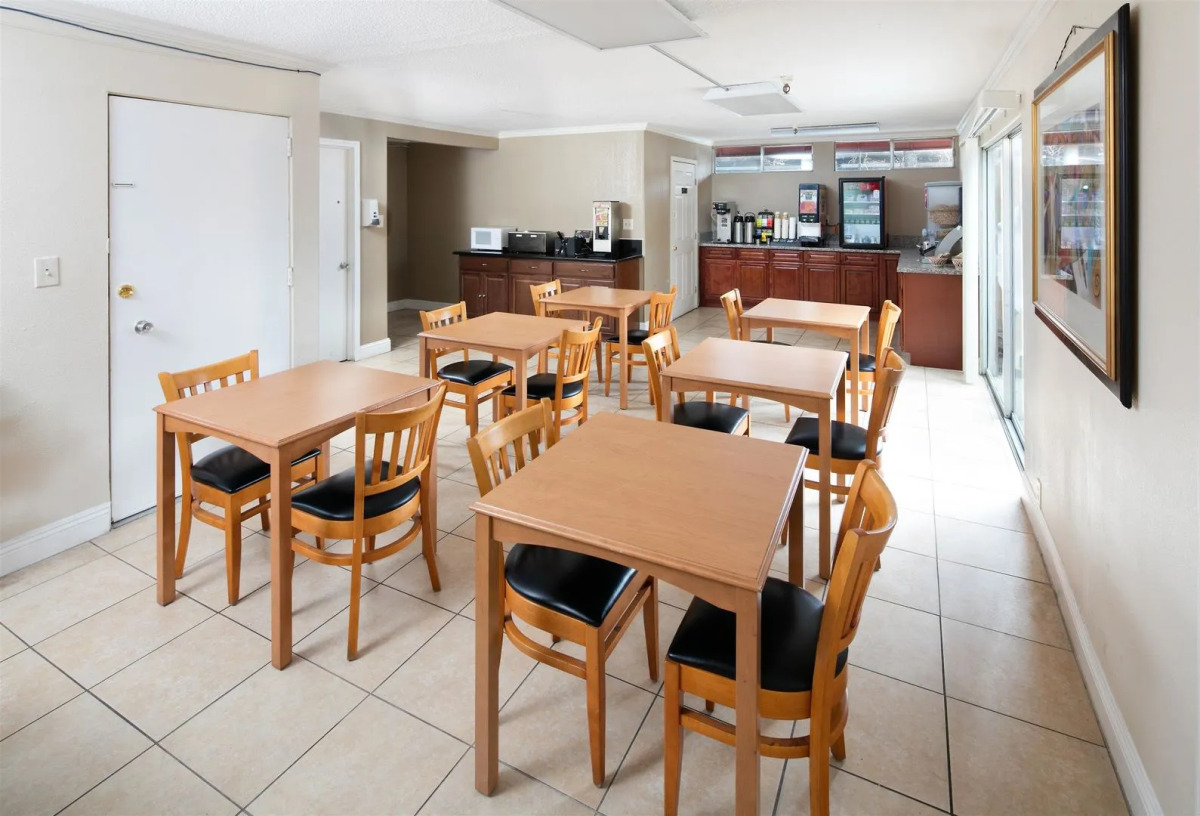 The Midtowner Hotel, SureStay Collection by Best Western