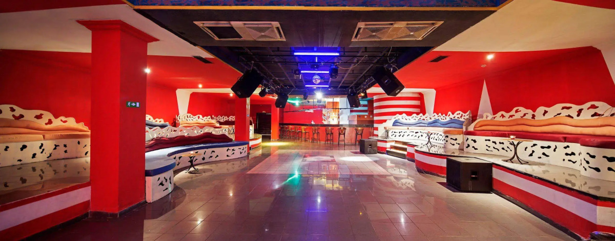 Larissa Sultan's Beach