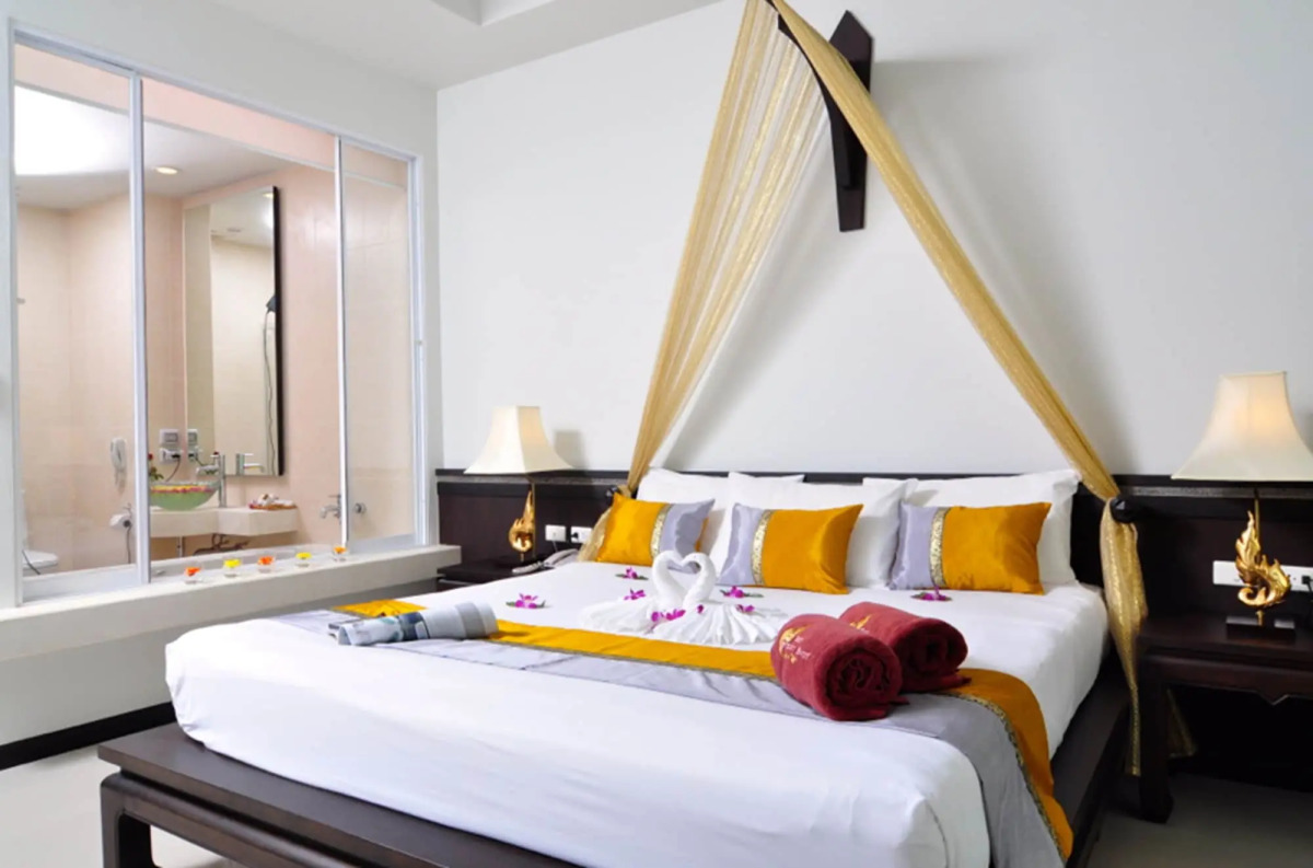 Baan Karonburi Resort