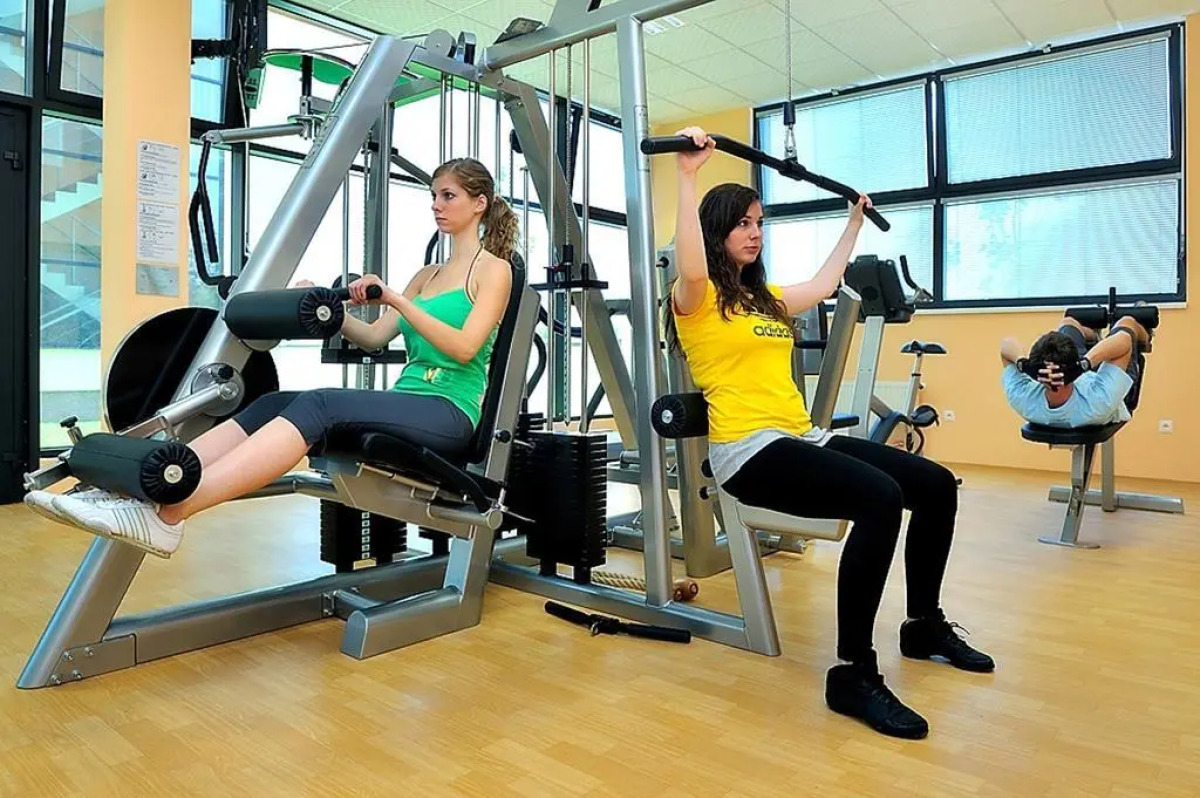 Melrose Apartments 2