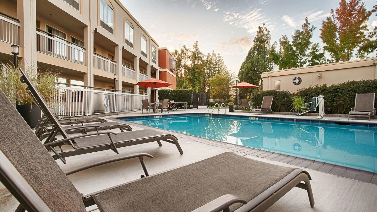 Best Western Plus Rancho Cordova Inn