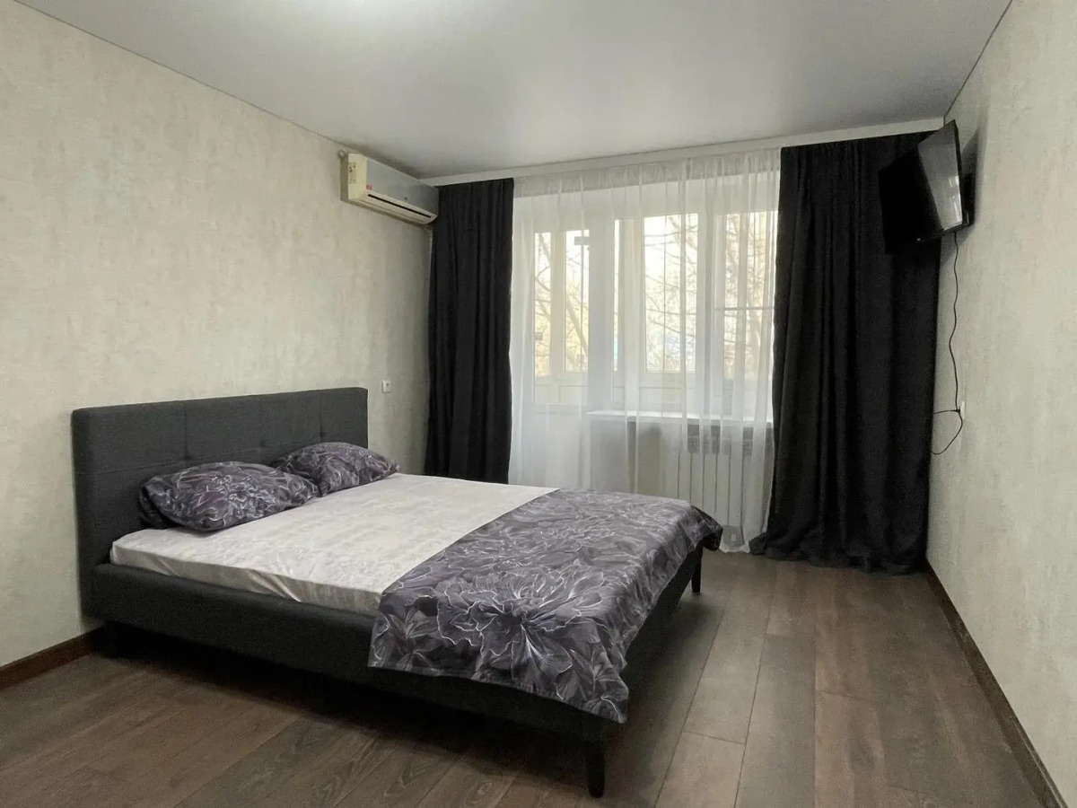 Апартаменты на проспекте Карла Маркса 69