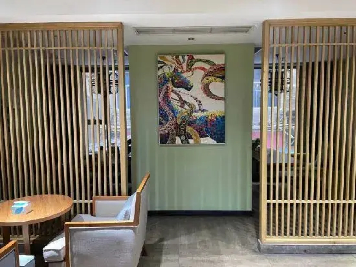 Tiange Theme Hotel (Jianzhong Branch)