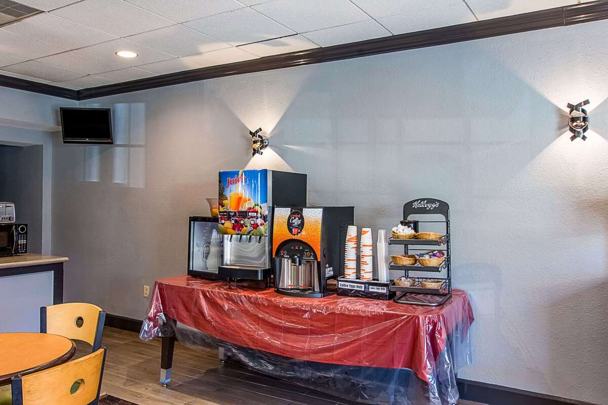 Clarion Inn Columbia Airport