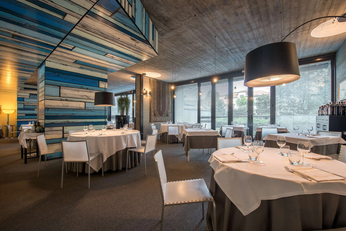 DUPARC Contemporary Suites