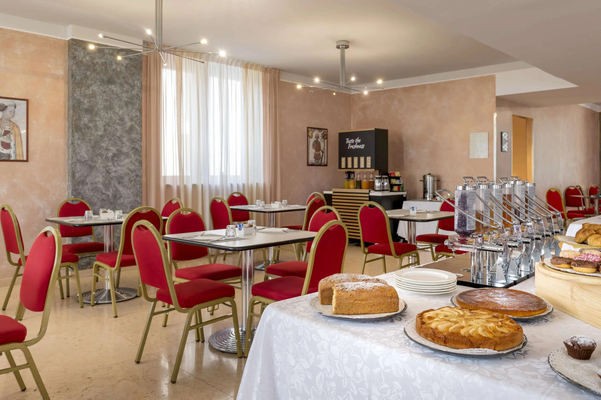 Best Western Hotel Cavalieri Della Corona