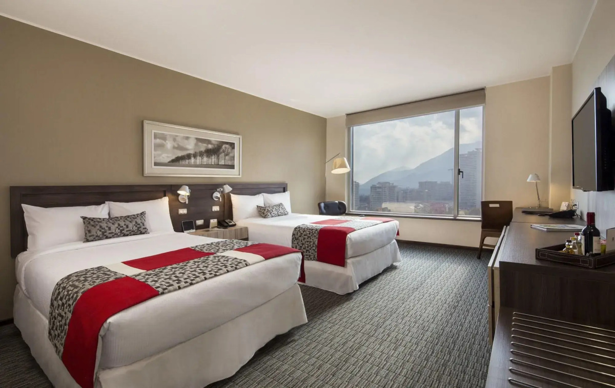 Radisson Blu Plaza El Bosque Santiago