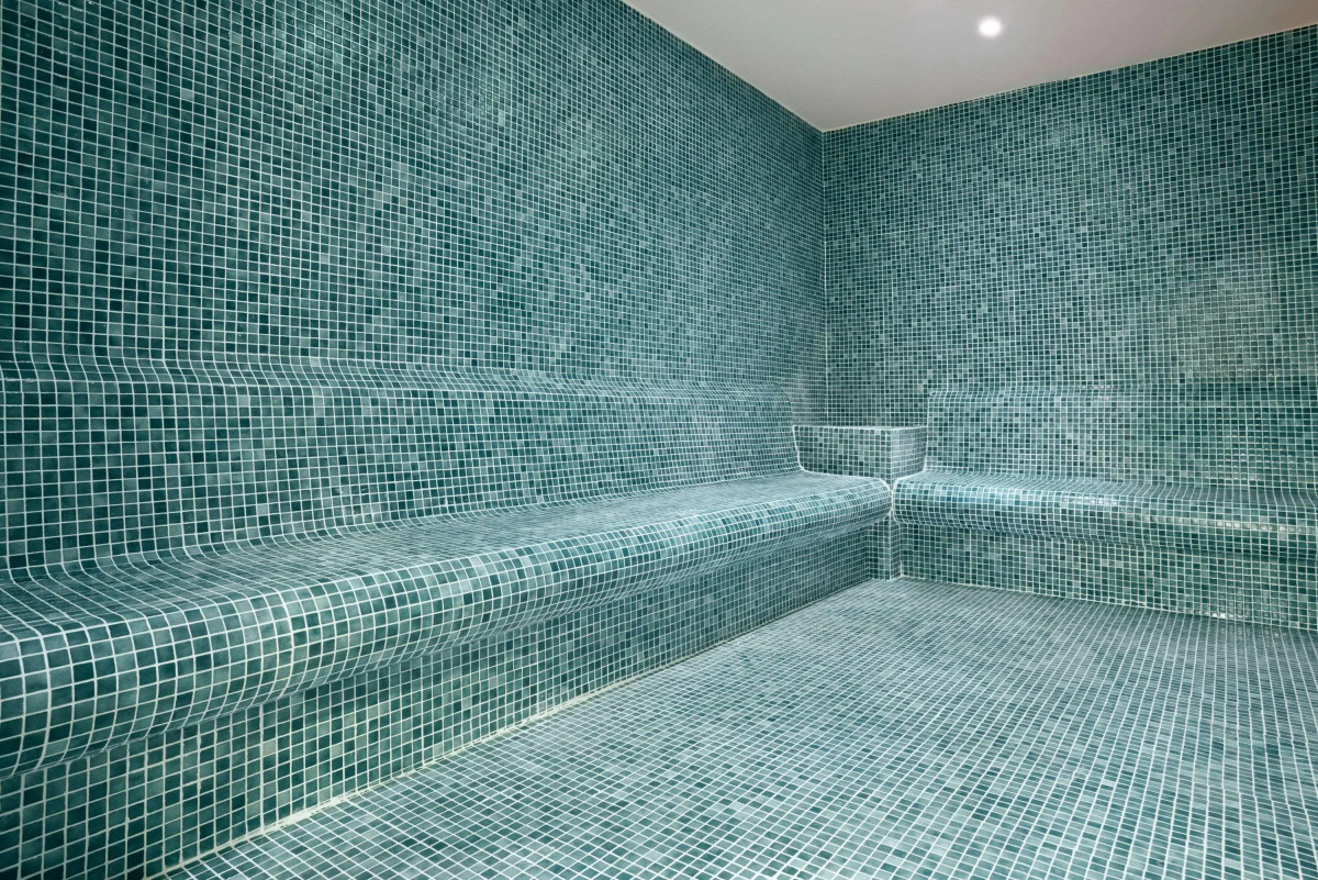 Ramada Hotel & Suites by Wyndham Kusadasi