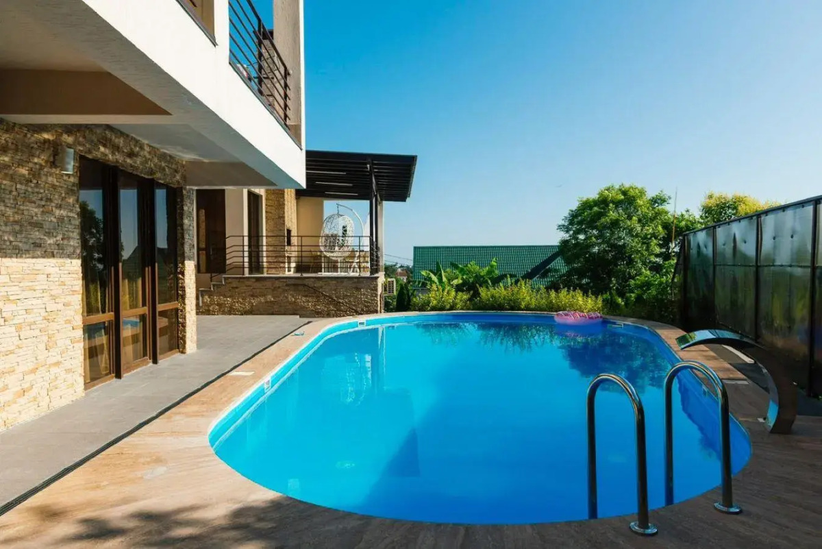 Вилла на Орбитовской