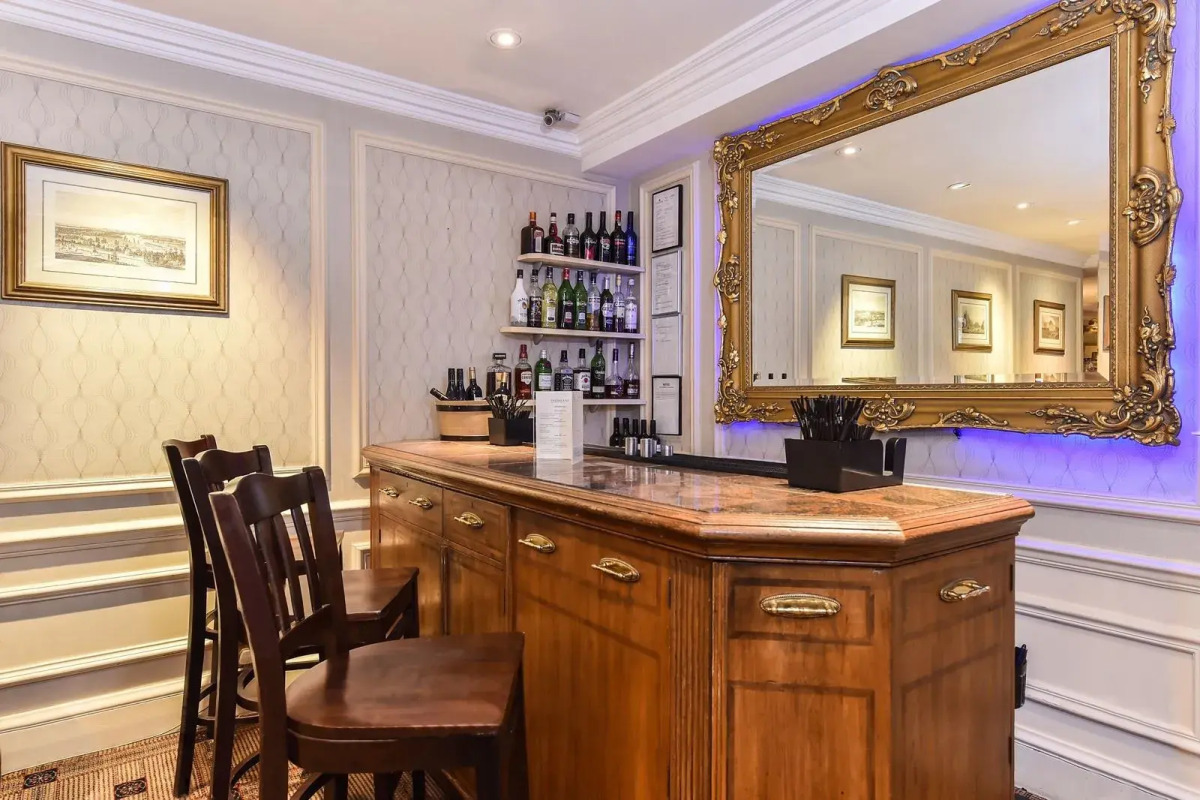 Park Lane Mews Hotel