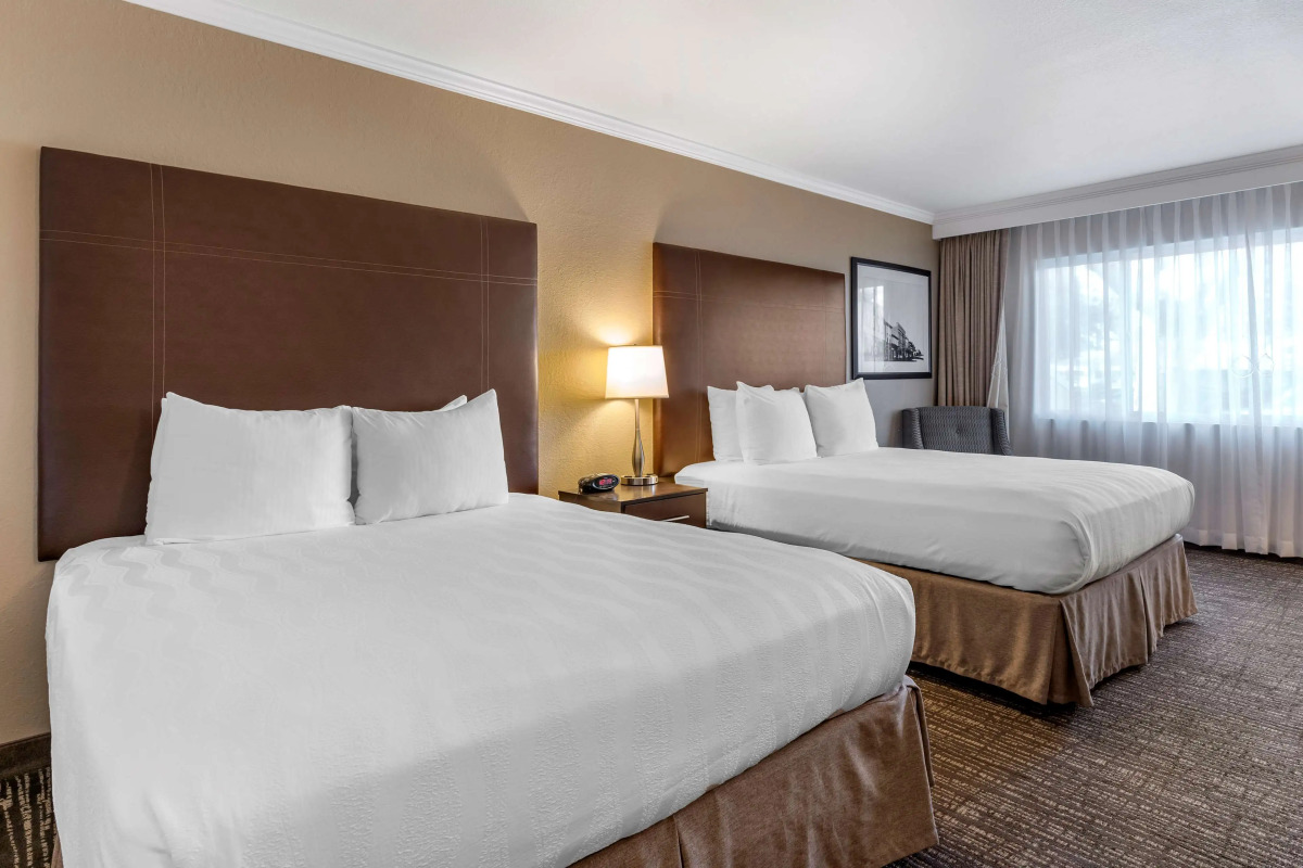 Best Western Plus Garden Court Inn