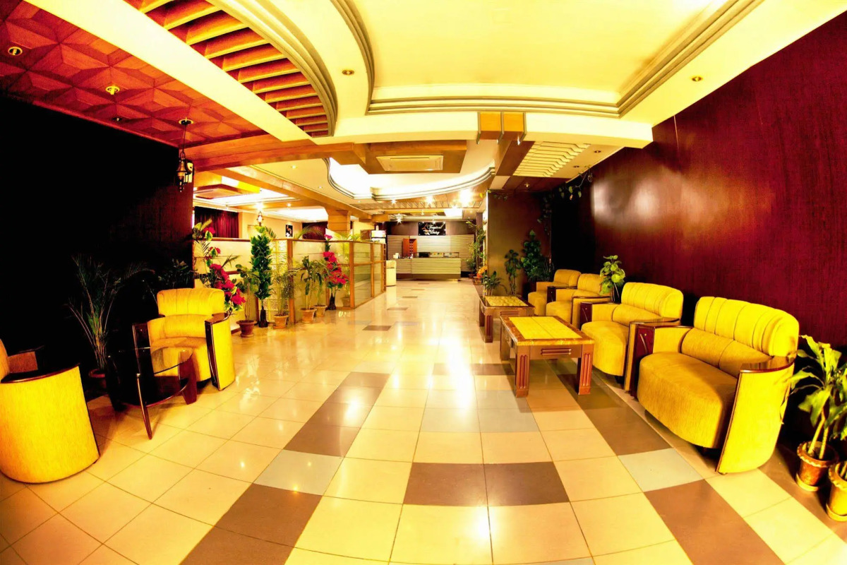 Hotel Tropical Daisy