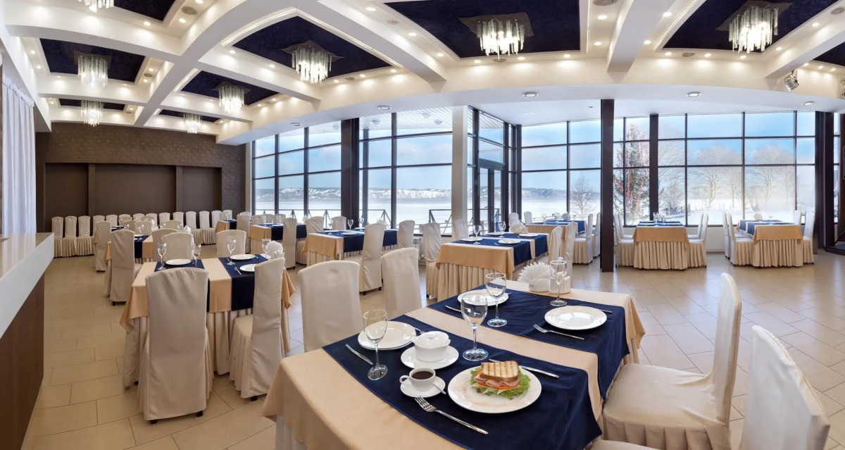 Пик Черского