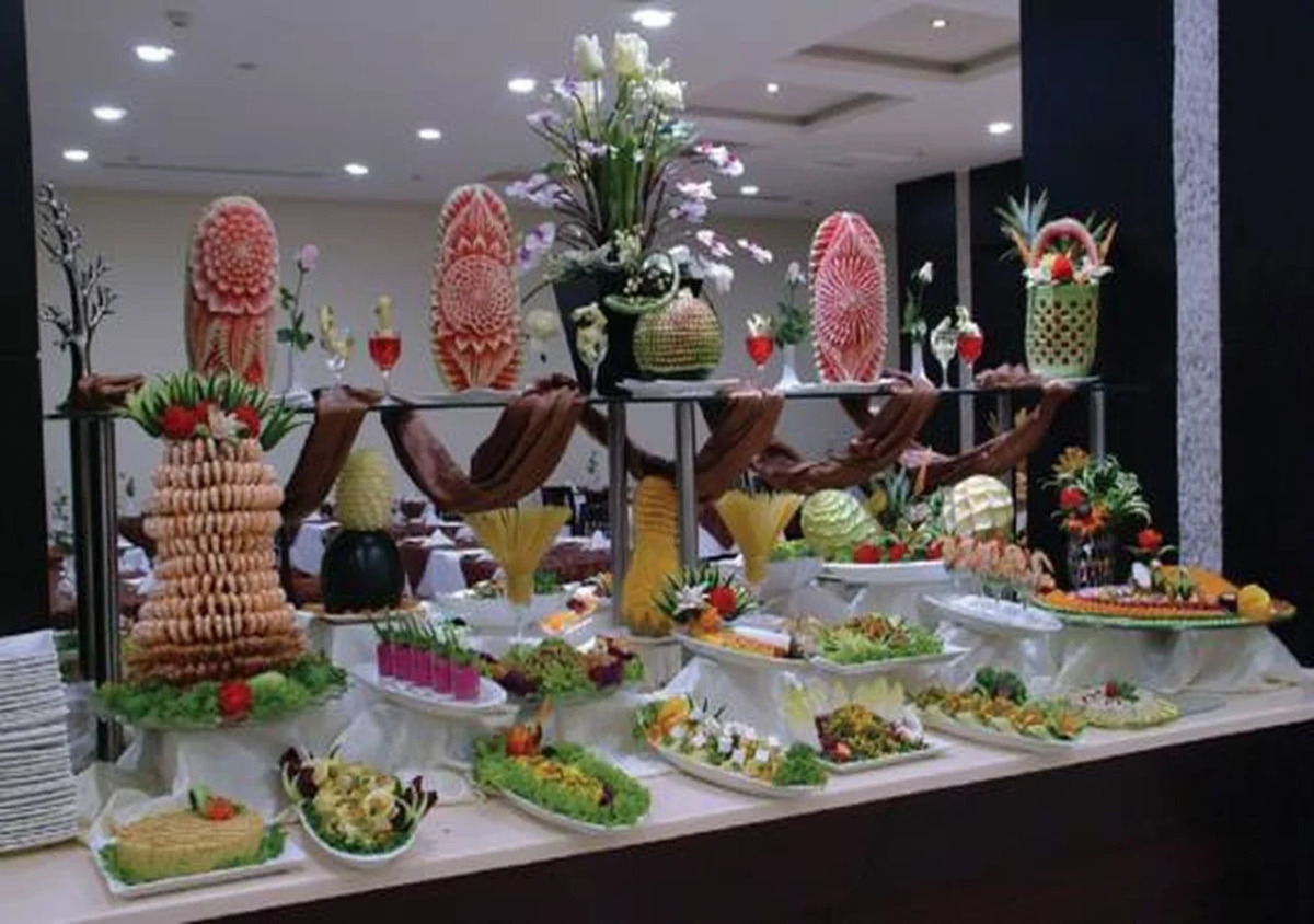 Dar Al Eiman Royal Hotel