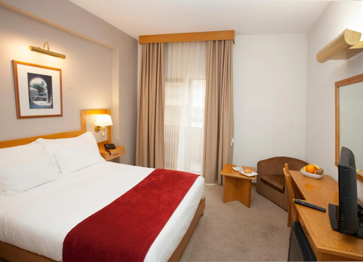 Hotel Rainha D. Amelia, Arts & Leisure