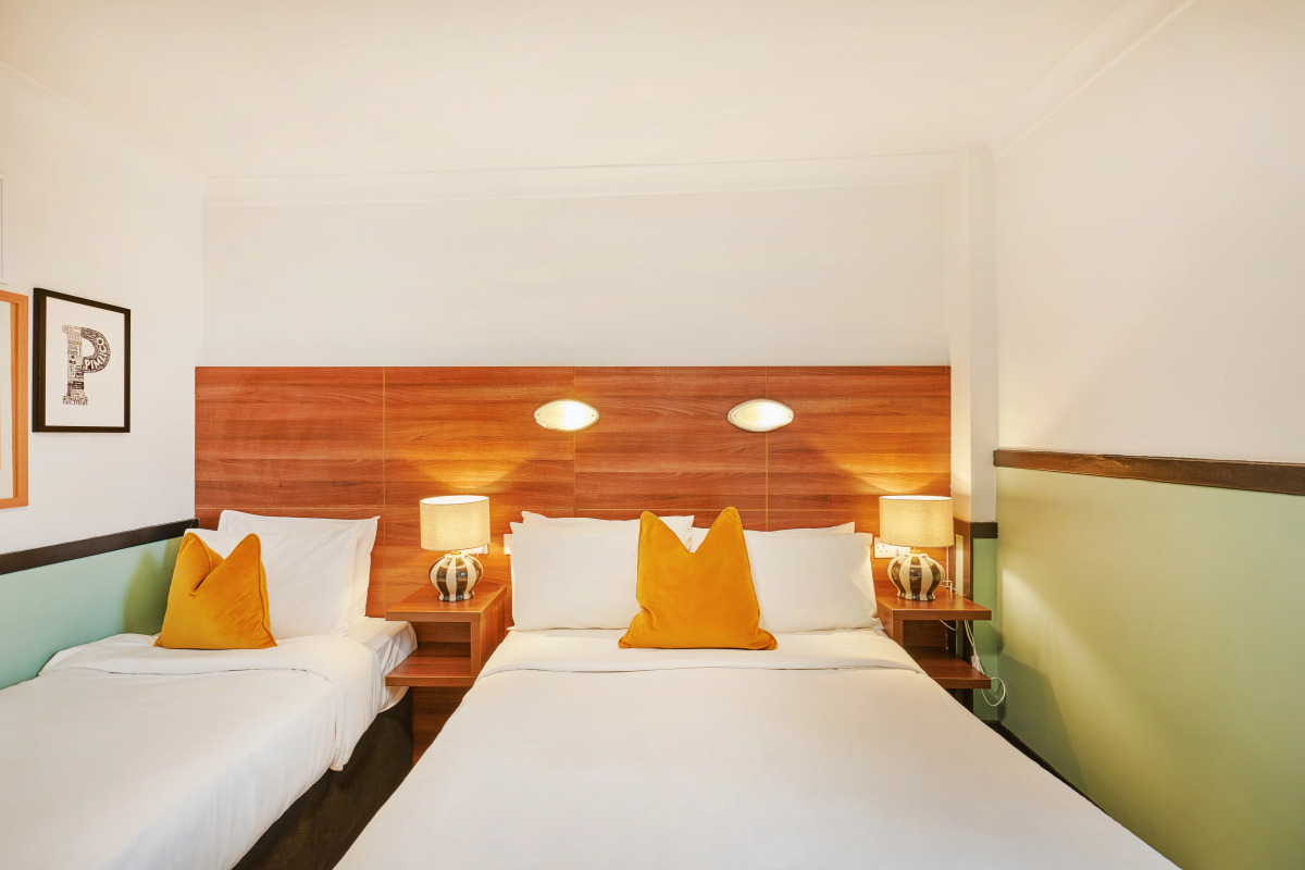 Huttons Hotel, Victoria London