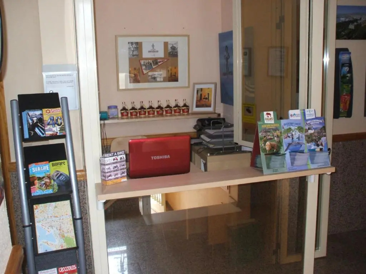 Apartamentos El Cenachero